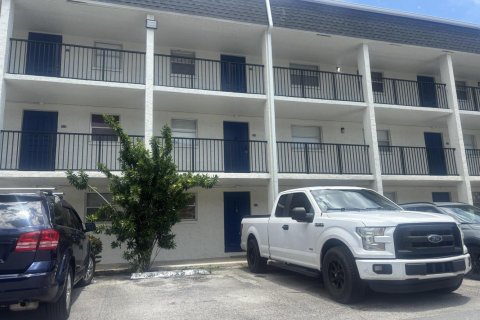 Condo in Davie, Florida, 2 bedrooms  № 2382931