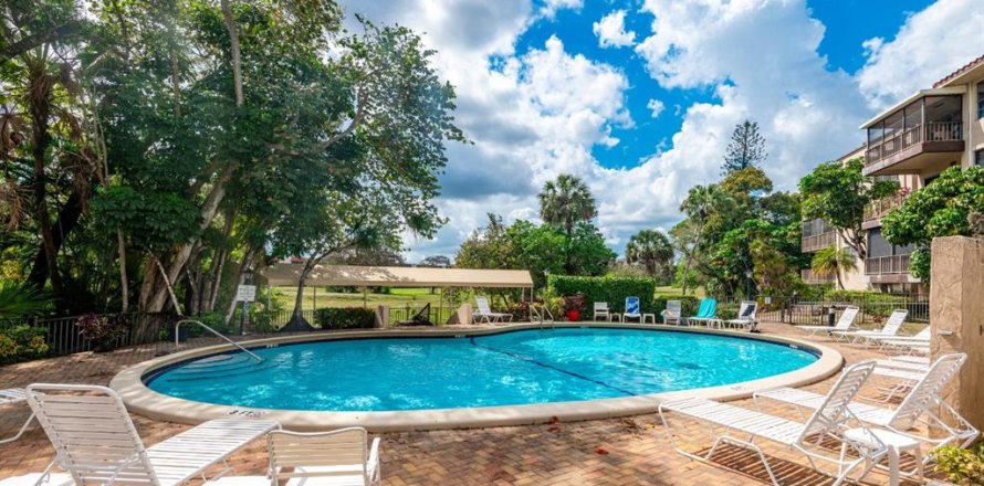 Condominio en Lauderhill, Florida, 2 dormitorios № 2213828