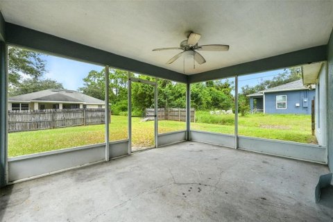 House in Palm Bay, Florida 4 bedrooms, 137.12 sq.m. № 1916716 - photo 15