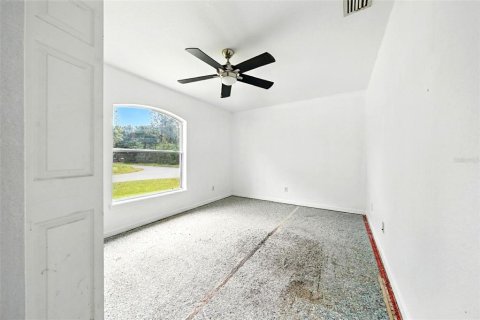 House in Palm Bay, Florida 4 bedrooms, 137.12 sq.m. № 1916716 - photo 19