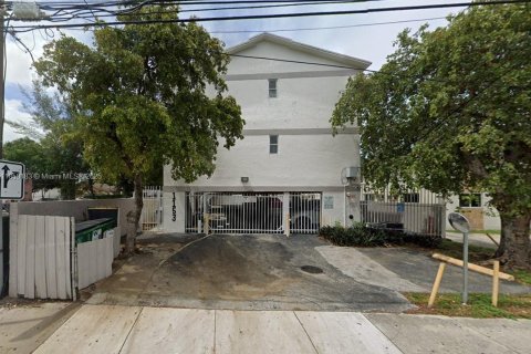 Appartement à louer à Miami, Floride: 2 chambres № 1857347 - photo 1