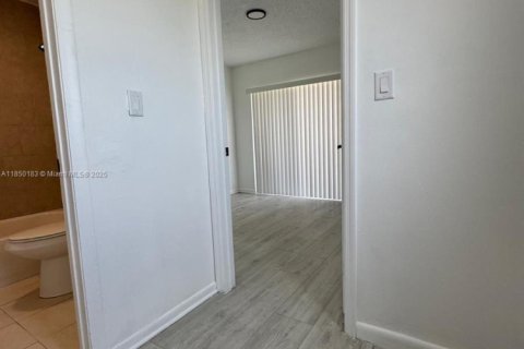 Appartement à louer à Miami, Floride: 2 chambres № 1857347 - photo 8