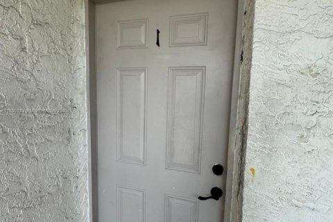 Appartement à louer à Miami, Floride: 2 chambres № 1857347 - photo 2