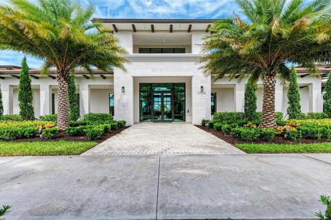 House in Lakewood Ranch, Florida 2 bedrooms, 155.61 sq.m. № 2220002 - photo 22