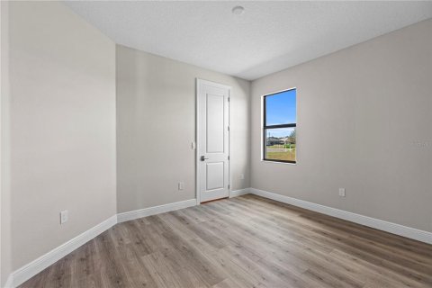 House in Lakewood Ranch, Florida 2 bedrooms, 155.61 sq.m. № 2220002 - photo 14