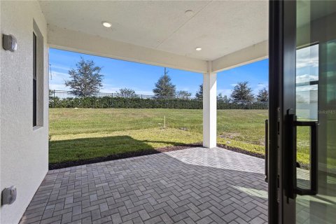 House in Lakewood Ranch, Florida 2 bedrooms, 155.61 sq.m. № 2220002 - photo 18