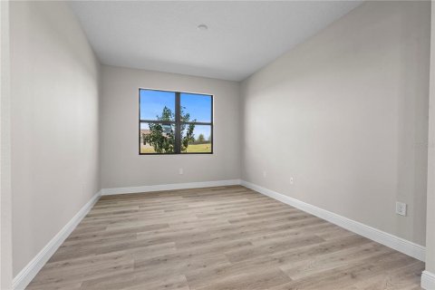 House in Lakewood Ranch, Florida 2 bedrooms, 155.61 sq.m. № 2220002 - photo 3