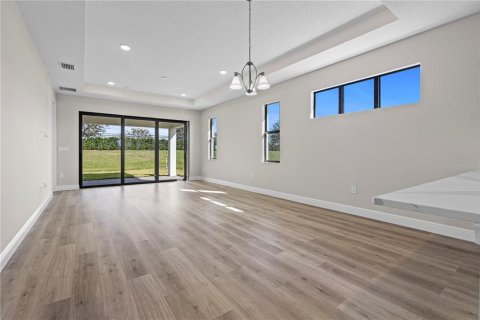 House in Lakewood Ranch, Florida 2 bedrooms, 155.61 sq.m. № 2220002 - photo 9