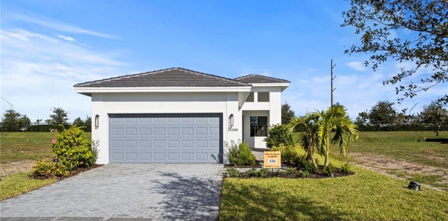 House in Lakewood Ranch, Florida 2 bedrooms, 155.61 sq.m. № 2220002
