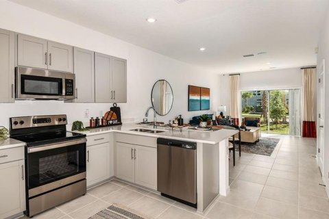 Townhouse in Sarasota, Florida 2 bedrooms, 110.27 sq.m. № 2209166 - photo 5