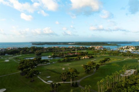 Casa en venta en Miami Beach, Florida, 6 dormitorios, 1158.49 m2 № 1481854 - foto 6