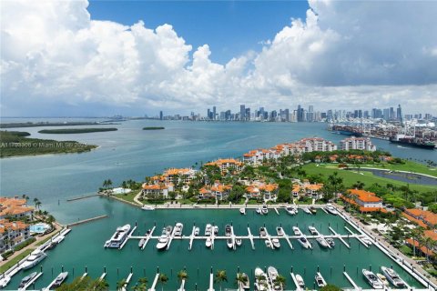 Casa en venta en Miami Beach, Florida, 6 dormitorios, 1158.49 m2 № 1481854 - foto 4