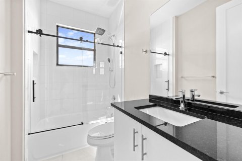 Casa en alquiler en Boca Raton, Florida, 5 dormitorios, 427.81 m2 № 2413040 - foto 28