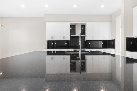 Casa en alquiler en Boca Raton, Florida, 5 dormitorios, 427.81 m2 № 2413040 - foto 12