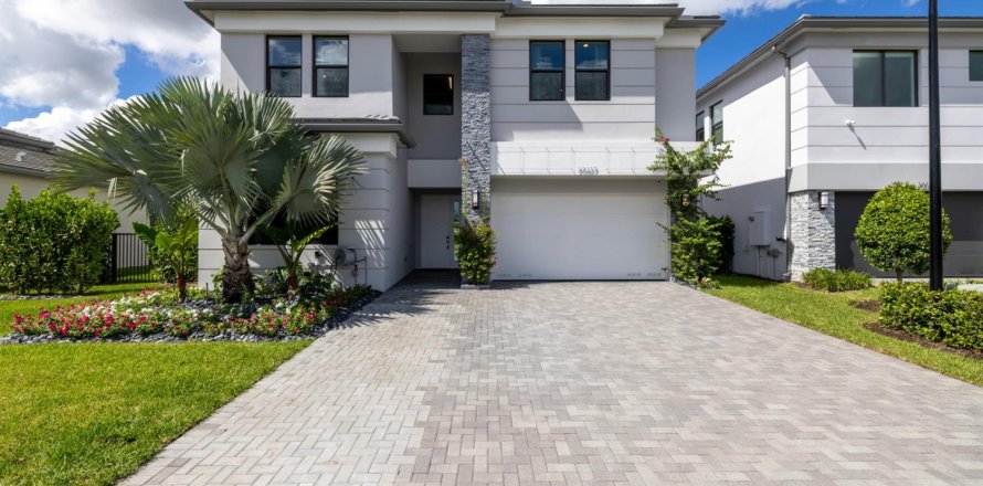 Casa en Boca Raton, Florida 5 dormitorios, 427.81 m2 № 2413040