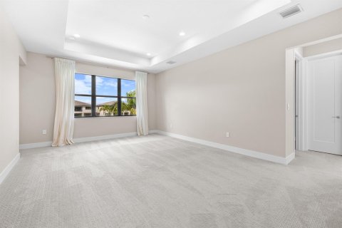 Casa en alquiler en Boca Raton, Florida, 5 dormitorios, 427.81 m2 № 2413040 - foto 19