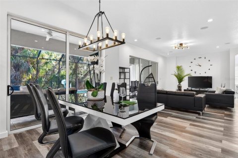 Villa ou maison à vendre à Sarasota, Floride: 5 chambres, 340.12 m2 № 2214178 - photo 30
