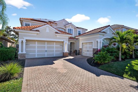 House in Sarasota, Florida 5 bedrooms, 340.12 sq.m. № 2214178