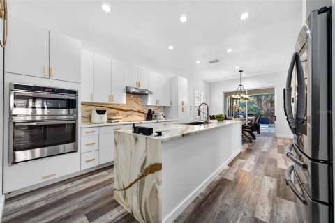 Villa ou maison à vendre à Sarasota, Floride: 5 chambres, 340.12 m2 № 2214178 - photo 19