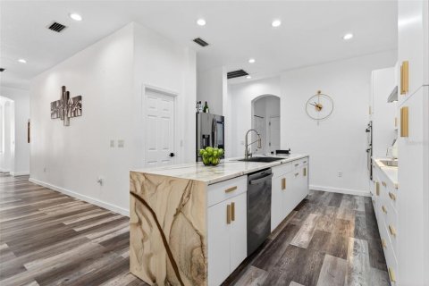 Villa ou maison à vendre à Sarasota, Floride: 5 chambres, 340.12 m2 № 2214178 - photo 23