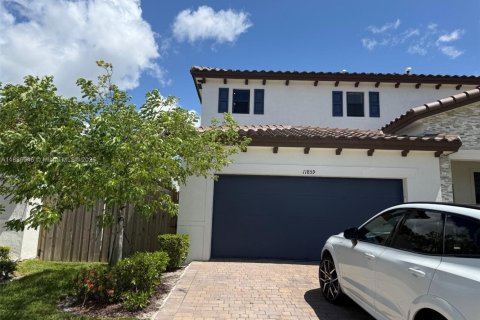 Villa ou maison à louer à Homestead, Floride: 1 chambre, 224.64 m2 № 1933961 - photo 1