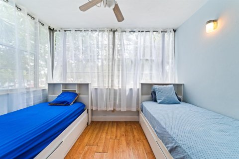 Condo in Margate, Florida, 1 bedroom  № 2085994 - photo 12