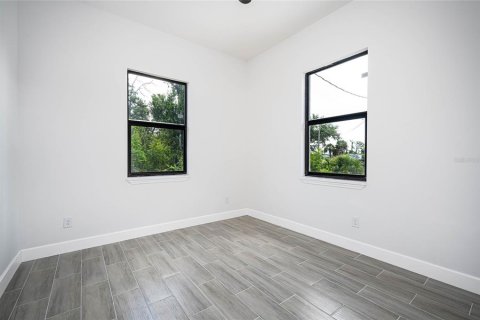 Villa ou maison à vendre à Rotonda, Floride: 4 chambres, 200.67 m2 № 1908213 - photo 25
