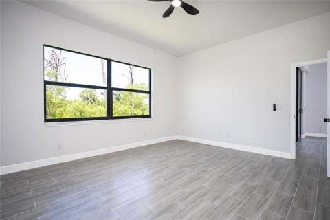 Villa ou maison à vendre à Rotonda, Floride: 4 chambres, 200.67 m2 № 1908213 - photo 23