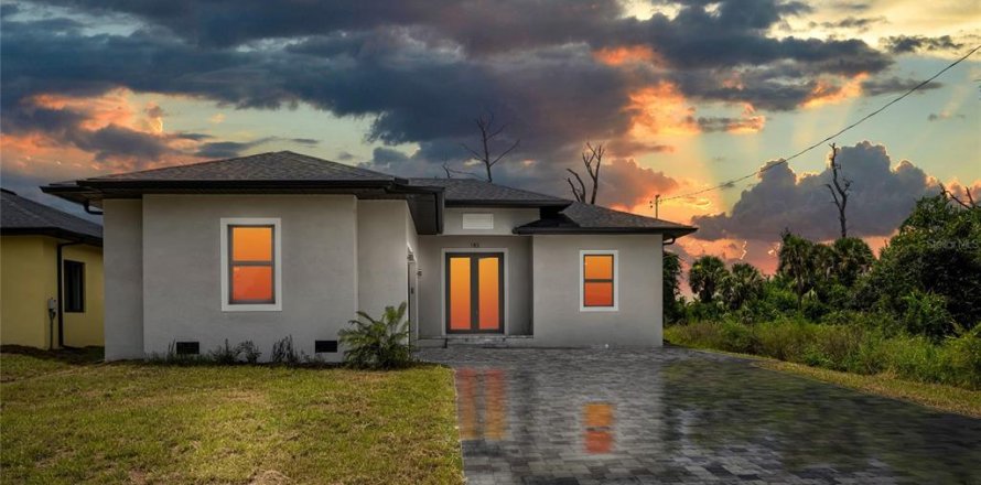 Villa ou maison à Rotonda, Floride 4 chambres, 200.67 m2 № 1908213