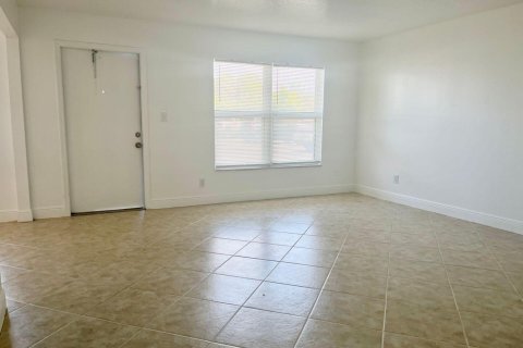 Appartement à louer à Lake Park, Floride: 2 chambres, 97.55 m2 № 1168610 - photo 1