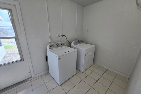 Casa en alquiler en New Port Richey, Florida, 3 dormitorios, 117.24 m2 № 2157571 - foto 17