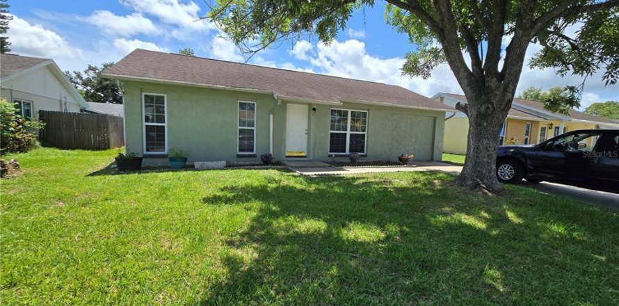 Casa en New Port Richey, Florida 3 dormitorios, 117.24 m2 № 2157571