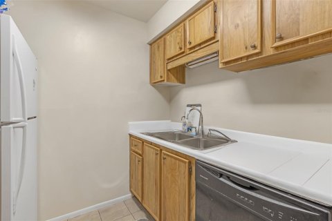 Condo in Tampa, Florida, 2 bedrooms  № 1673662 - photo 5