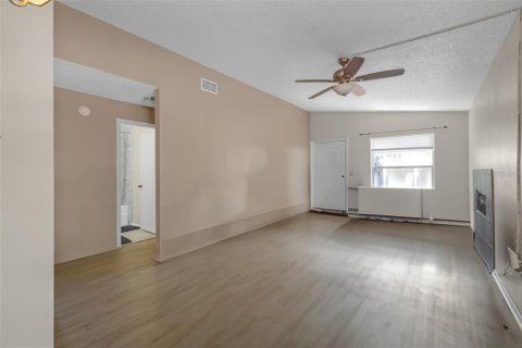 Condo in Tampa, Florida, 2 bedrooms  № 1673662 - photo 4