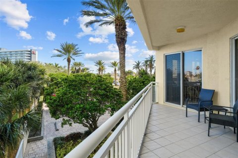 Condominio en venta en Clearwater, Florida, 2 dormitorios, 163.14 m2 № 1547257 - foto 20