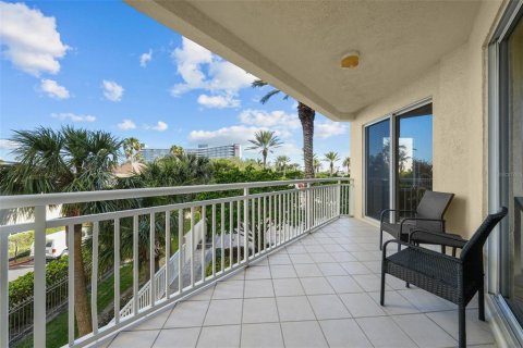 Condominio en venta en Clearwater, Florida, 2 dormitorios, 163.14 m2 № 1547257 - foto 19