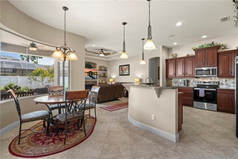 House in Palm Coast, Florida 3 bedrooms, 226.5 sq.m. № 1680457 - photo 6