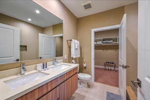 Townhouse in Kissimmee, Florida 3 bedrooms, 203.92 sq.m. № 1555559 - photo 20