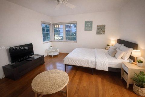 Estudio en el Condominio en Miami Beach, Florida № 2063685