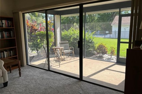 Condo in Sarasota, Florida, 2 bedrooms № 2101847 - photo 4