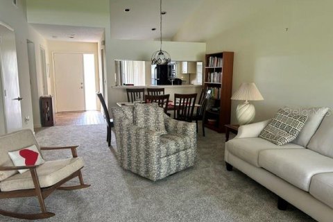 Condo in Sarasota, Florida, 2 bedrooms № 2101847 - photo 8