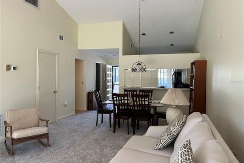 Condo in Sarasota, Florida, 2 bedrooms № 2101847 - photo 7