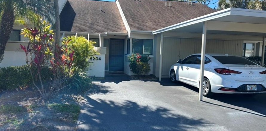 Condo in Sarasota, Florida, 2 bedrooms № 2101847