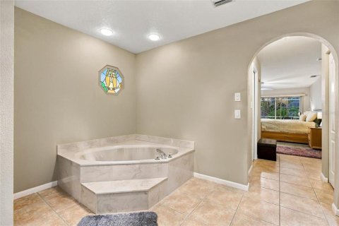 House in Punta Gorda, Florida 3 bedrooms, 186.27 sq.m. № 2396410 - photo 21