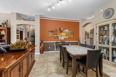 Casa en venta en The Villages, Florida, 3 dormitorios, 189.71 m2 № 1870239 - foto 9