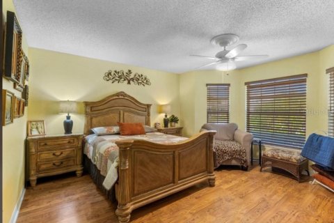 Casa en venta en The Villages, Florida, 3 dormitorios, 189.71 m2 № 1870239 - foto 27
