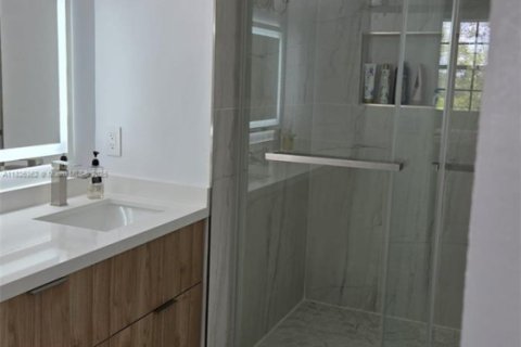 Casa en venta en Pembroke Pines, Florida, 3 dormitorios, 123.56 m2 № 1814536 - foto 27