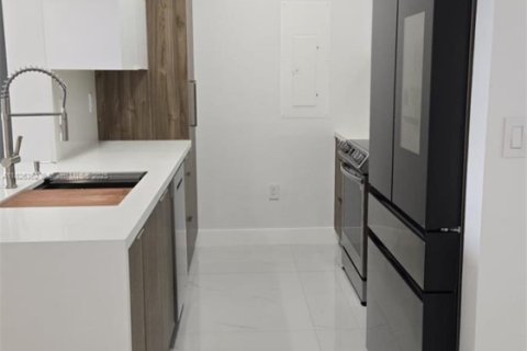 Casa en venta en Pembroke Pines, Florida, 3 dormitorios, 123.56 m2 № 1814536 - foto 6