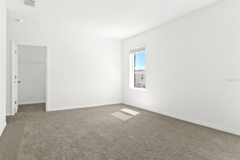 House in Land O' Lakes, Florida 5 bedrooms, 227.89 sq.m. № 2432583 - photo 23