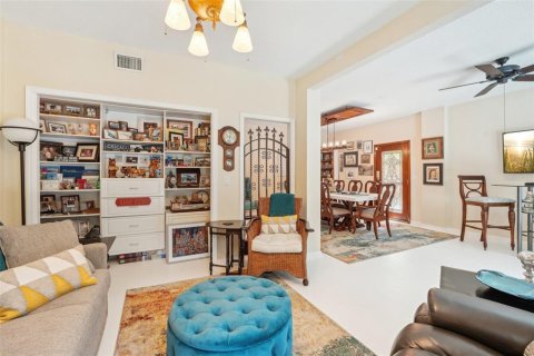 Villa ou maison à vendre à Palm Harbor, Floride: 4 chambres, 303.23 m2 № 1593509 - photo 19